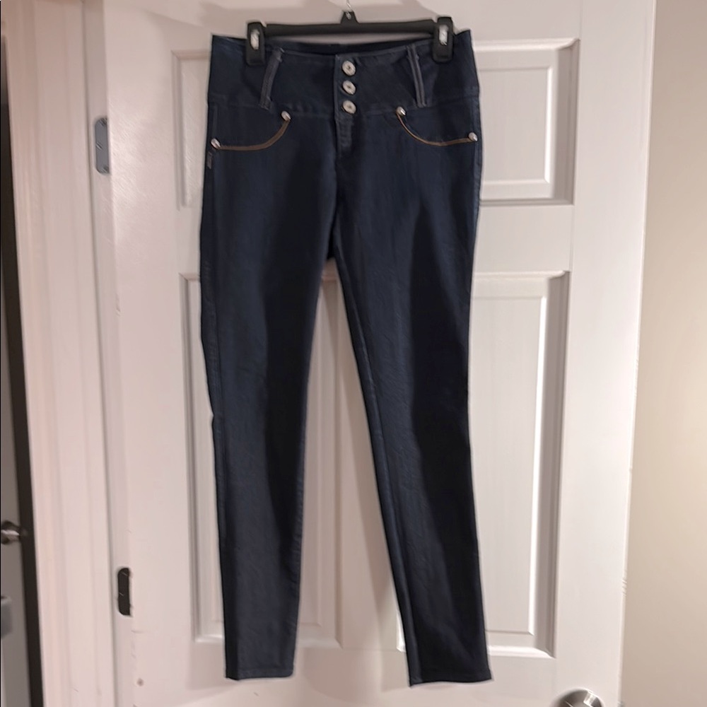 NWOT HAMMER JEANS